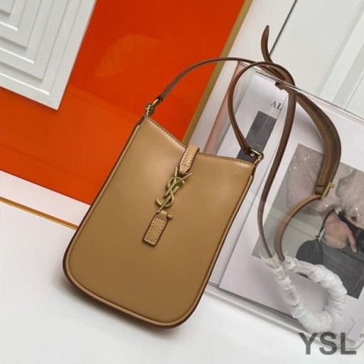 Yves Saint Laurent Le 5 A 7 Vertical Pouch In Smooth Leather Brown/Gold