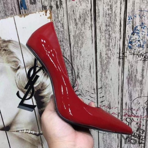 Yves Saint Laurent Opyum Pumps In Patent Leather with Black Heel Red