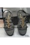 Yves Saint Laurent Cassandra Abrir Sandálias Em Couro Liso Com Bambu Logo Preto