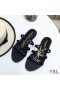 Yves Saint Laurent Cassandra Slides Em Couro Envernizado Preto/Ouro