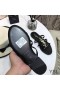 Yves Saint Laurent Cassandra Slides Em Couro Envernizado Preto/Ouro