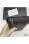 Yves Saint Laurent Grande Monograma Zip Em Torno De Carteira Em Grãos De Matelassê De Couro Preto