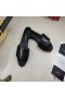 Yves Saint Laurent Monograma Slides Em Matelassê De Couro Preto