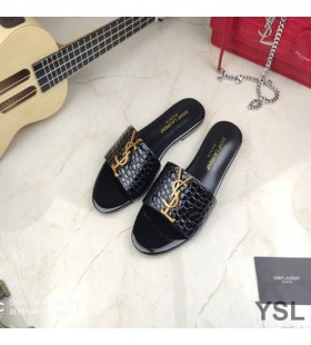 Yves Saint Laurent Monograma Slides Em Pedra De Grãos De Couro Preto