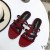 Yves Saint Laurent Cassandra Slides Em Couro Envernizado Vermelho