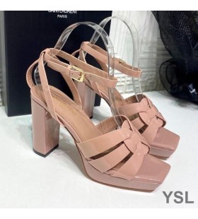 Yves Saint Laurent Tribute Platform Szandál A Szabadalmi Bőr Rózsaszín