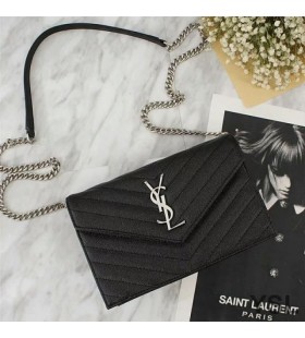Yves Saint Laurent Clúdach Slabhra Sparán I Textured Matelasse Leathar Dubh/Silver