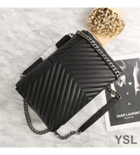 Yves Saint Laurent MÃ³r Clasaiceach ColÃ¡iste Slabhra MÃ¡la I Matelasse Leathar Dubh/Silver