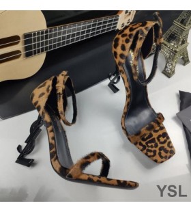 Yves Saint Laurent Opyum Sandals I Leopard Suede le Súil Dubh Donn