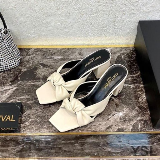 Yves Saint Laurent Bianca Con Tacco Di Diapositive In Pelle Liscia Bianche