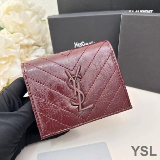 Yves Saint Laurent Piccolo Cassandra Bifold Portafoglio In Stropicciato Matelasse In Pelle Bordeaux