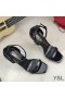 Yves Saint Laurent Opyum Sandali In Pietra Di Grano In Pelle Nera Con Tacco Nero