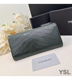 Yves Saint Laurent Grande Cassandra Bifold Portafoglio In Stropicciato Matelasse In Pelle Verde