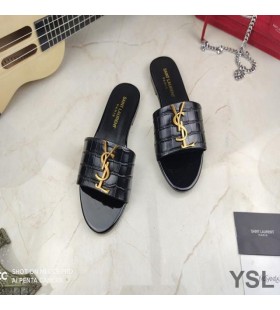 Yves Saint Laurent Monogram Diapositive In Coccodrillo Goffrato Pelle Verniciata Nera