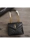 Yves Saint Laurent Små Loulou Kjede Bag I Y Matelasse Skinn Sort/Gull