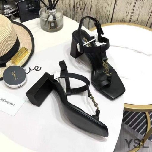 Klapki Yves Saint Laurent Cassandra na wysokim obcasie z pętlą do mocowania Skarpety Z Gładkiej skóry w kolorze Czarnym