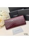 Yves Saint Laurent Mare Cassandra Portofel Bifold În Încrețite Matelasse Piele Visiniu