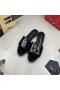 Yves Saint Laurent Monograma Slide-Uri În Materie De Brevete Din Piele Negru