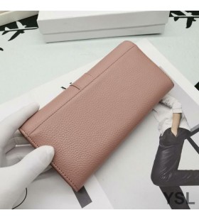 Yves Saint Laurent Mare Y-Ligne Flap Wallet În Granulat Din Piele Roz/Aur