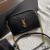 Yves Saint Laurent Gaby Fermoar Husă În Matlasat Piele De Miel Negru