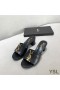 Yves Saint Laurent Monogram Podpätky Listov V Teľa Kožené Čierne