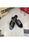 Yves Saint Laurent Monogram Listov V Aligátor-Plastický Lakovaná Koža Čierna