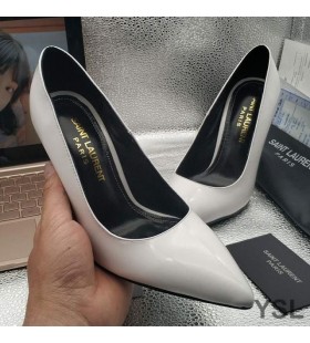 Yves Saint Laurent Opyum Čerpadlá Hladké Kože s Čiernymi Päty Biely