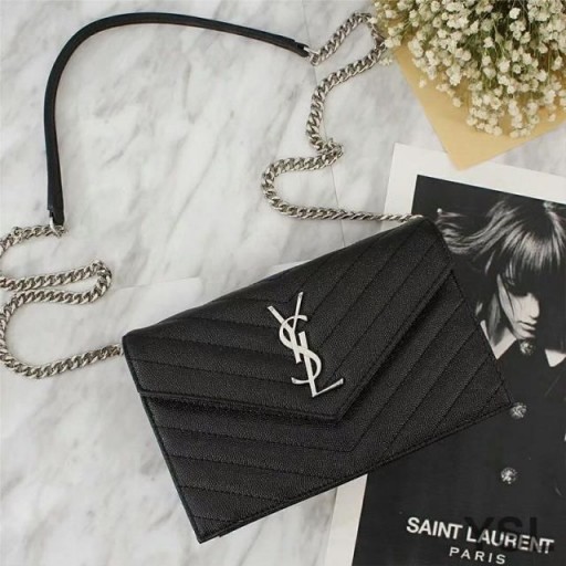 Yves Saint Laurent 봉투 체인 지갑에서 텍스쳐드 미니바 Leather Black/Silver