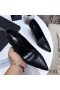 Yves Saint Laurent Opyum 펌프에서 부드러운 가죽으로 금 힐 블랙