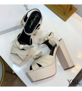 Yves Saint Laurent 사탕 플랫폼 샌들에서 특허를 가죽으로 활 매듭을 살구