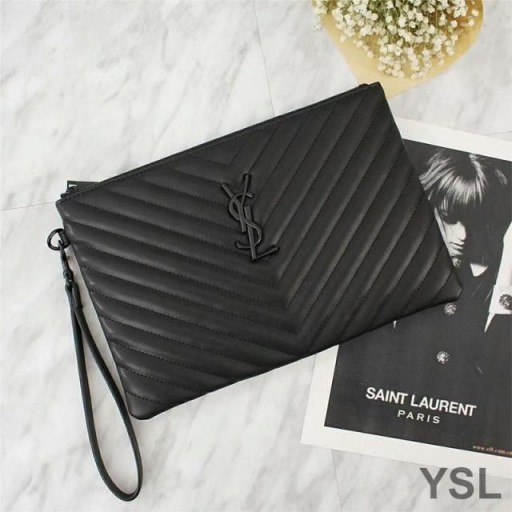 Yves Saint Laurent Monogram Kopplingen I Matelasse Läder Svart