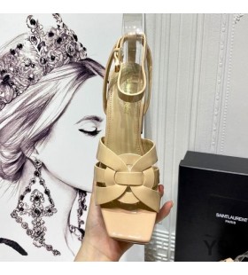 Yves Saint Laurent Tribute Platform Sandals In Patent Leather Beige