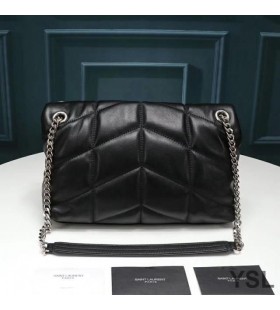 Yves Saint Laurent Malé Loulou Puffer Bag V Prošívané Jehněčí Kůže Černá/Stříbrná
