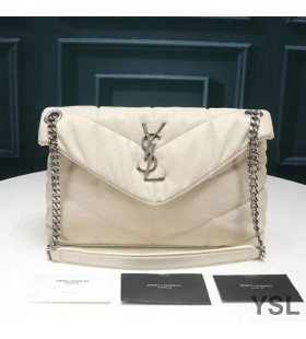 Yves Saint Laurent Malé Loulou Puffer Bag V Prošívané Jehněčí Kůže Bílá/Stříbrná