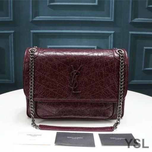 Yves Saint Laurent Medium Niki Kæde Taske I Falmede Og Quiltet Læder Bordeauxrød/Sølv