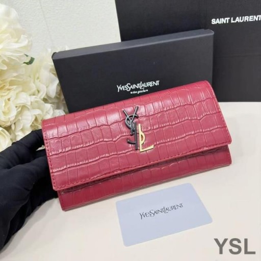 Yves Saint Laurent Grote Cassandra Deconstrueren Bifold Portefeuille In De Krokodil Reliëf Leer Rood