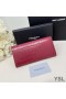 Yves Saint Laurent Grote Cassandra Deconstrueren Bifold Portefeuille In De Krokodil Reliëf Leer Rood