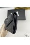 Yves Saint Laurent Grote Monogram Flap Portemonnee In Generfd Matelasse Leer Zwart