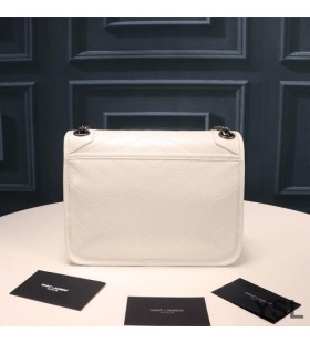 Yves Saint Laurent Baby Niki Chain Bag In Geplisseerd En Gewatteerde Leer Wit/Zilver