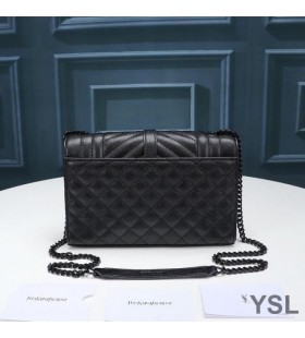 Yves Saint Laurent Kleine Envelop Chain Bag In Gemengde Korrel Matelasse Leer Zwart