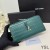 Yves Saint Laurent Grote Cassandra Deconstrueren Zip Around Portemonnee In Crocodile Reliëf Leer Groen
