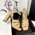 Yves Saint Laurent Tribute Platform Sandalen In Patent Leder Beige
