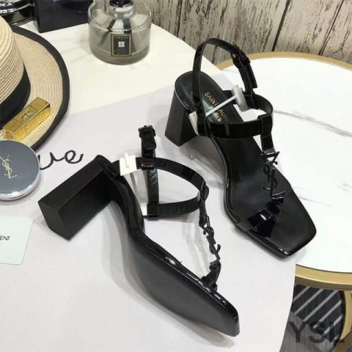 Yves Saint Laurent Cassandra Sandaalit kanssa Sinne Silmukka Kiiltonahka Musta