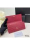 Yves Saint Laurent Suuri Cassandra Purkaa Bifold Lompakko Krokotiili Kohokuvioitu Nahka Punainen