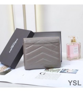 Yves Saint Laurent Pieni Monogrammi Trifold Lompakko Poimutettu Matelasse Nahka Harmaa