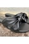 Yves Saint Laurent Bianca Diapositives En Cuir Lisse Noir