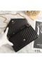 Yves Saint Laurent Monogramme De La Chaîne Porte-Monnaie Dans Grainé Matelassé En Cuir Noir/Or
