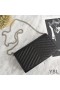 Yves Saint Laurent Monogramme De La Chaîne Porte-Monnaie Dans Grainé Matelassé En Cuir Noir/Argent