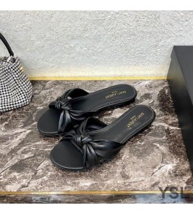 Yves Saint Laurent Bianca Diapositives En Cuir Lisse Noir