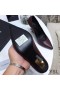 Yves Saint Laurent Opyum Pumps In Glattleder mit Gold Ferse Burgund